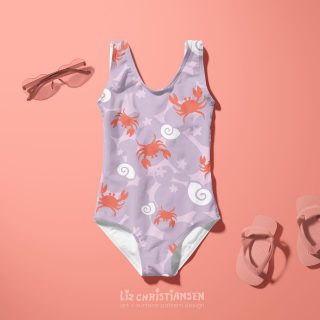 All these chilly winter days have got me thinking about warm summer days, exploring the beach! Collecting shells and things to bring home and annoy my husband 🤣 This print is called ‘Rockpools’ - made from hand cut collage paper shapes. It got the thumbs up from my daughter for some swimwear 😊 Pattern currently available for licensing 🦀 🐚 🏖 Awesome original mock-up image from @creatsyofficial#crab #crabpattern #kidsswimwear #kidsswimsuit #kidspattern #childrenspatterndesign #craycray #childrensswimwear #patternfieldappdesigner #patternplay #surfacedesign #patterndesign #textiledesign #surfacepatterndesign #pattern #surfacepattern #printandpattern #fabricdesign #patterndesigner #surfacedesigner #surfacepatterndesigner #artlicensing #patternlove #brisbanesurfacepatterndesigners
#patterndesign #surfacedesign #repeatpattern #collagepattern #collage #cutandpaste #handcutcollage #brisbaneartist